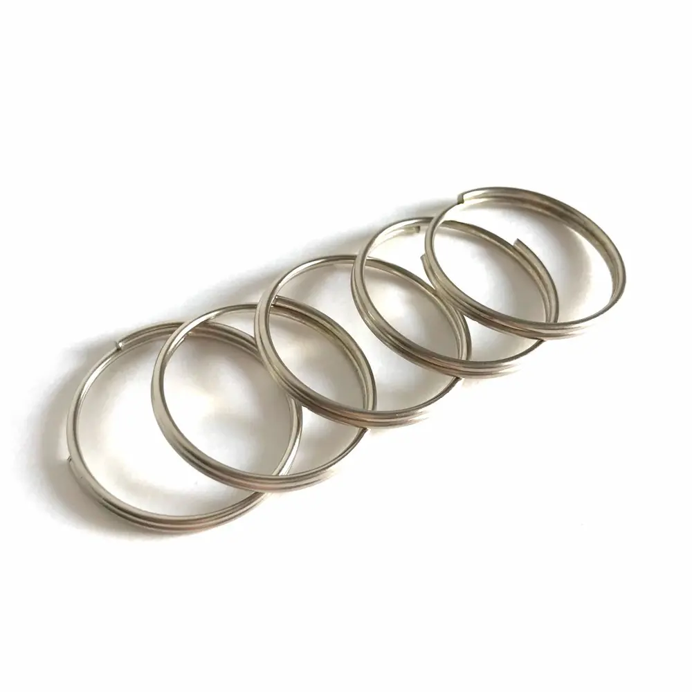 Кольцо металлическое D25 мм для брелков купить в Иркутске