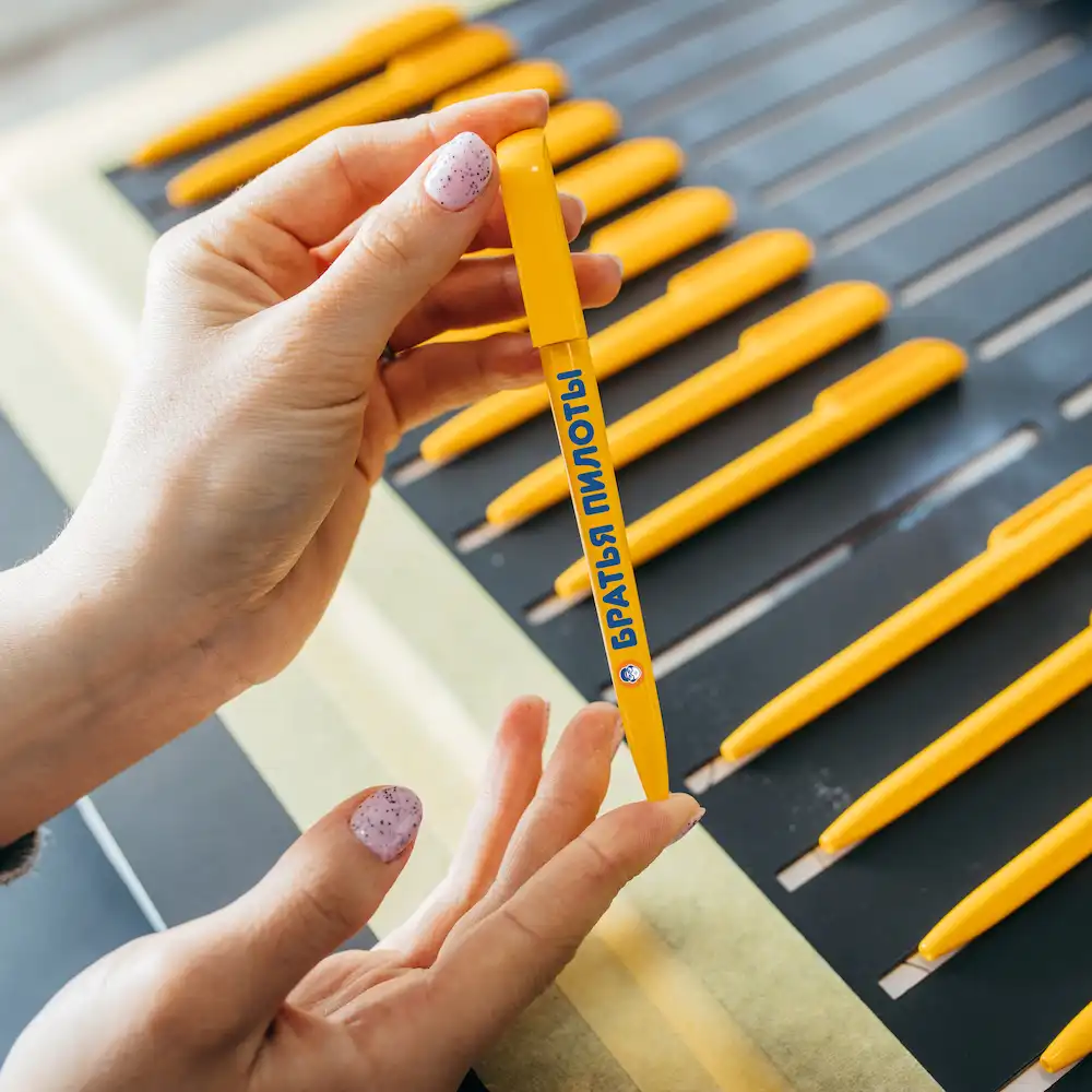 УФ-печать на ручках логотип и дизайн на заказ Братья Пилоты