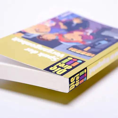 Книга в мягкой обложке на клею | блок ч/б + цветная печать
