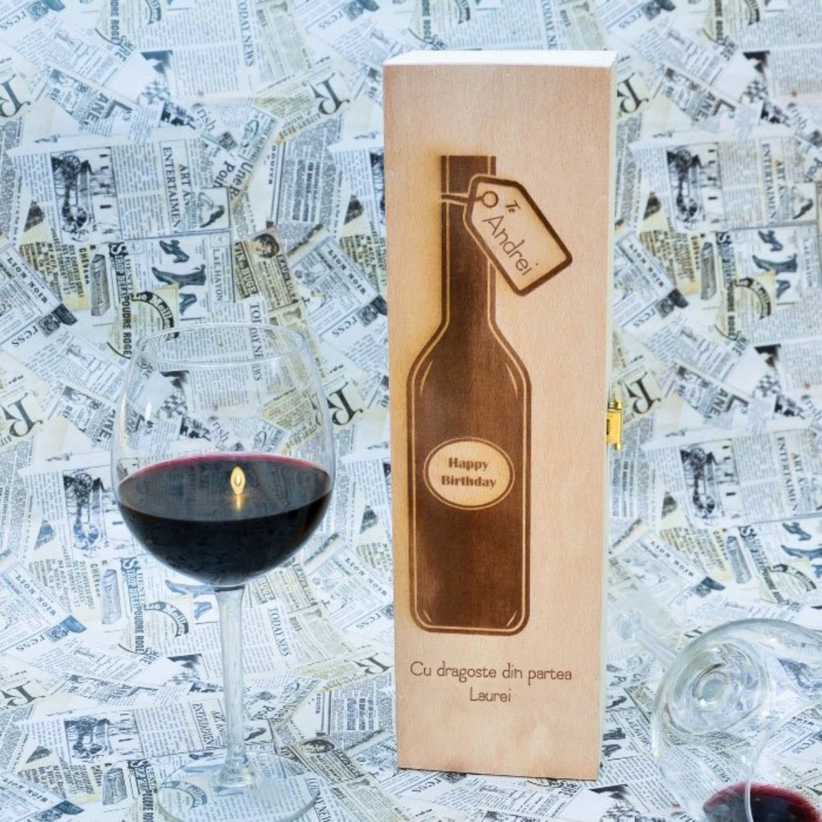 Cutie de vin personalizată cu nume și mesaj - Happy Birthday