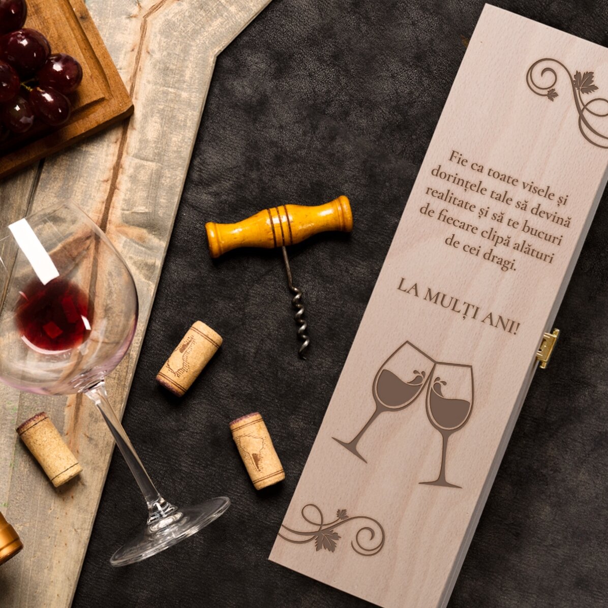 Cutie de vin personalizată cu mesaj - Urare de ziua ta