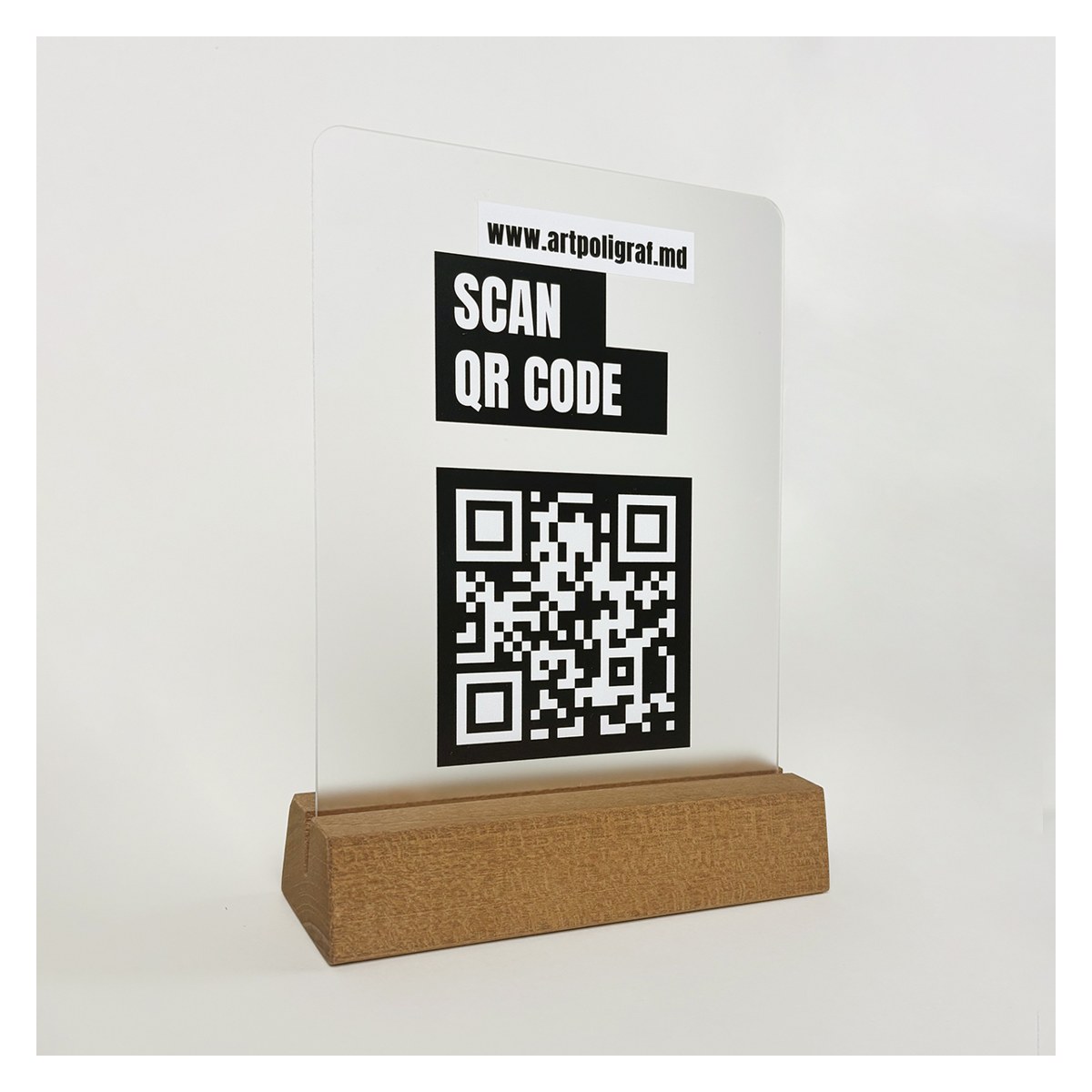 Suport QR Tab Transparent cu bază din lemn Suport QR Tab Transparent cu bază din lemn