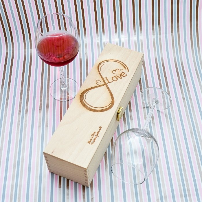 Cutie de vin personalizată - Infinite Love