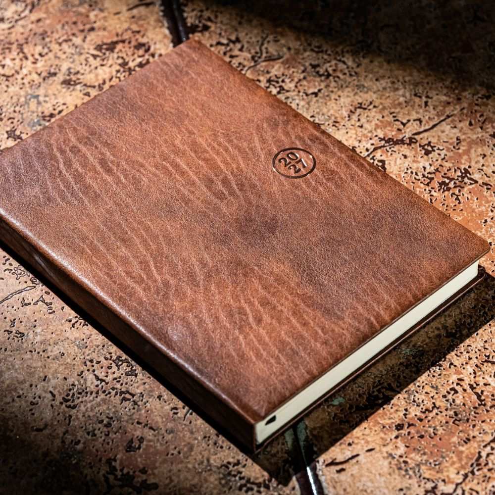 Agendă premium nedatată UNIKA ORIGIN 16 × 22 cm